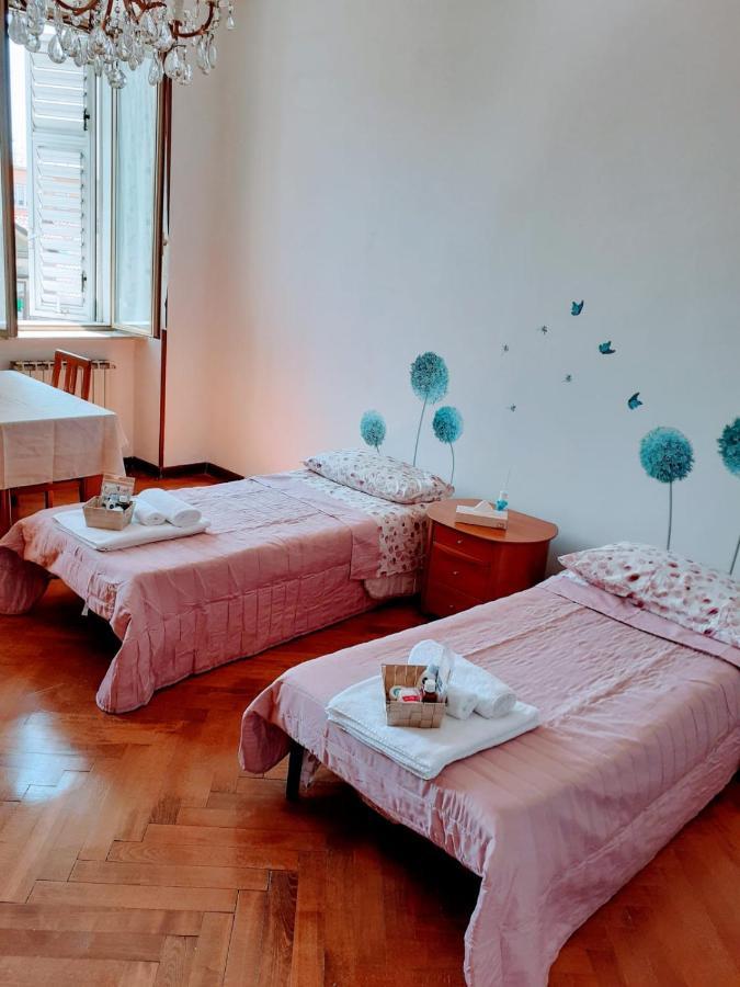 Da Nina B&B Trieste Ngoại thất bức ảnh